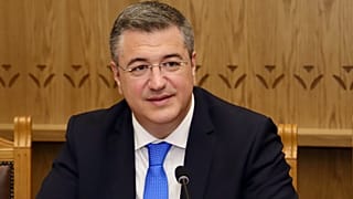Ο Ευρωπαίος Επίτροπος αρμόδιος για θέματα Βιώσιμων Μεταφορών και Τουρισμού, Απόστολος Τζιτζικώστας κατά την επίσκεψή του στην Περιφέρεια Κρήτης