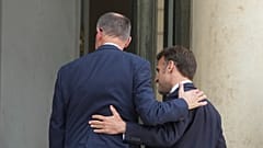 French President Emmanuel Macron welcomes German Chancellor Friedrich Merz to Paris, 7 May, 2025 