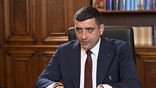 « Notre position est très claire. C'est une guerre de la Russie contre l'Ukraine », déclare Simion
