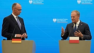 Premier Donald Tusk i kanclerz Niemiec Friedrich Merz wzięli udział we wspólnej konferencji prasowej po spotkaniu w Warszawie, Polska, środa, 7 maja 2025 r.