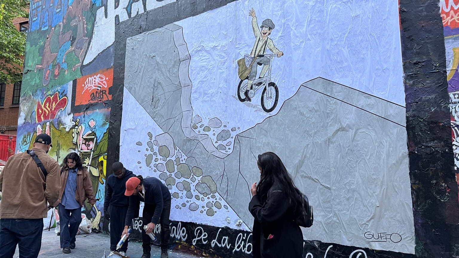 Pocos días después del Día Mundial de la Libertad de Prensa, varias organizaciones organizaron una colecta en París 