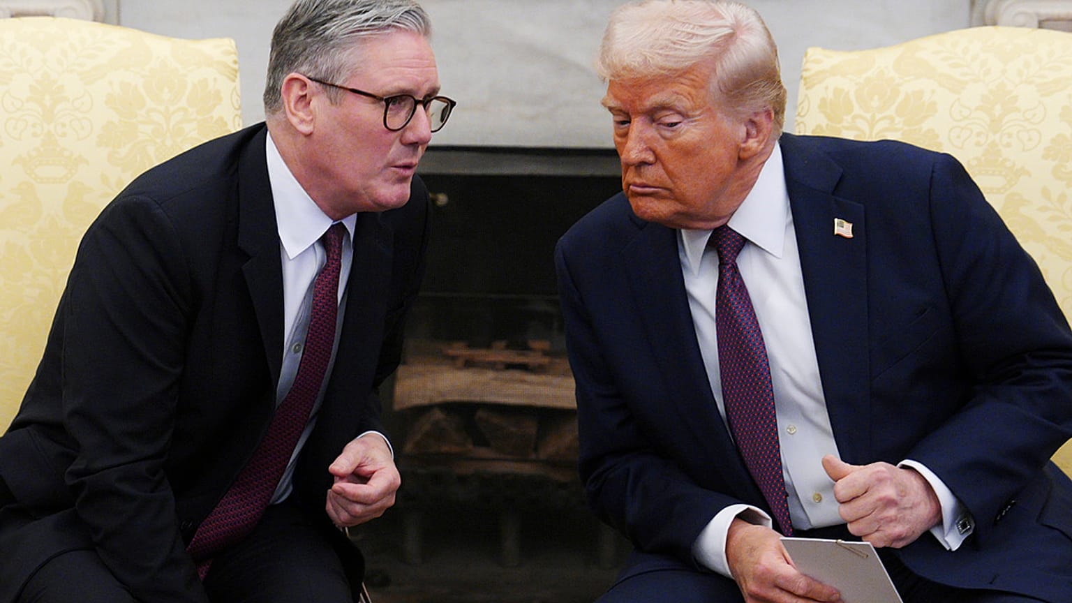 Az amerikai elnök és a brit miniszterelnök február vég, Fehér Ház-i találkozójuk alkalmával
