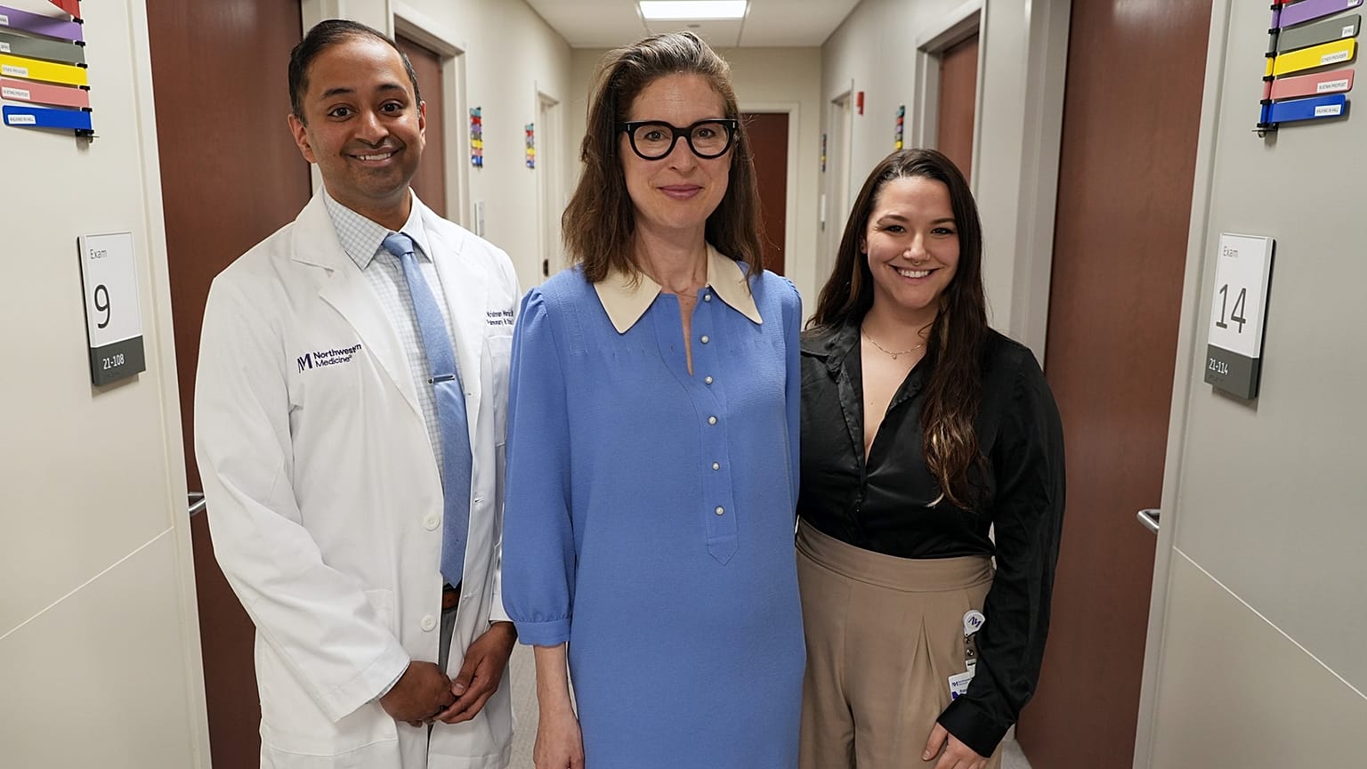 Cornelia Tischmacher with her medical team in Chicago.