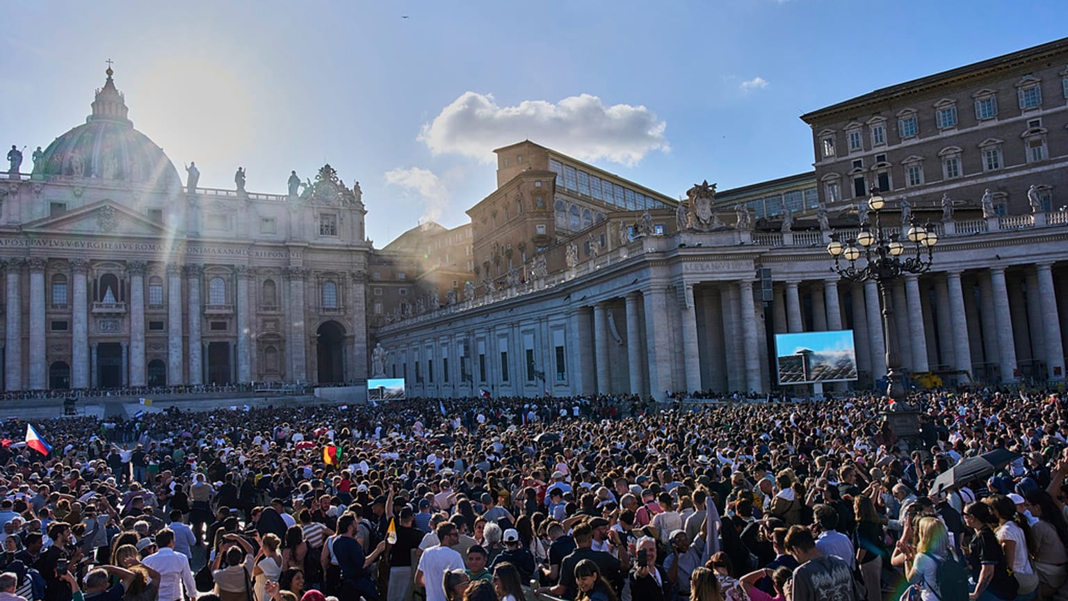 Praça de São Pedro, 8 de maio de 2025