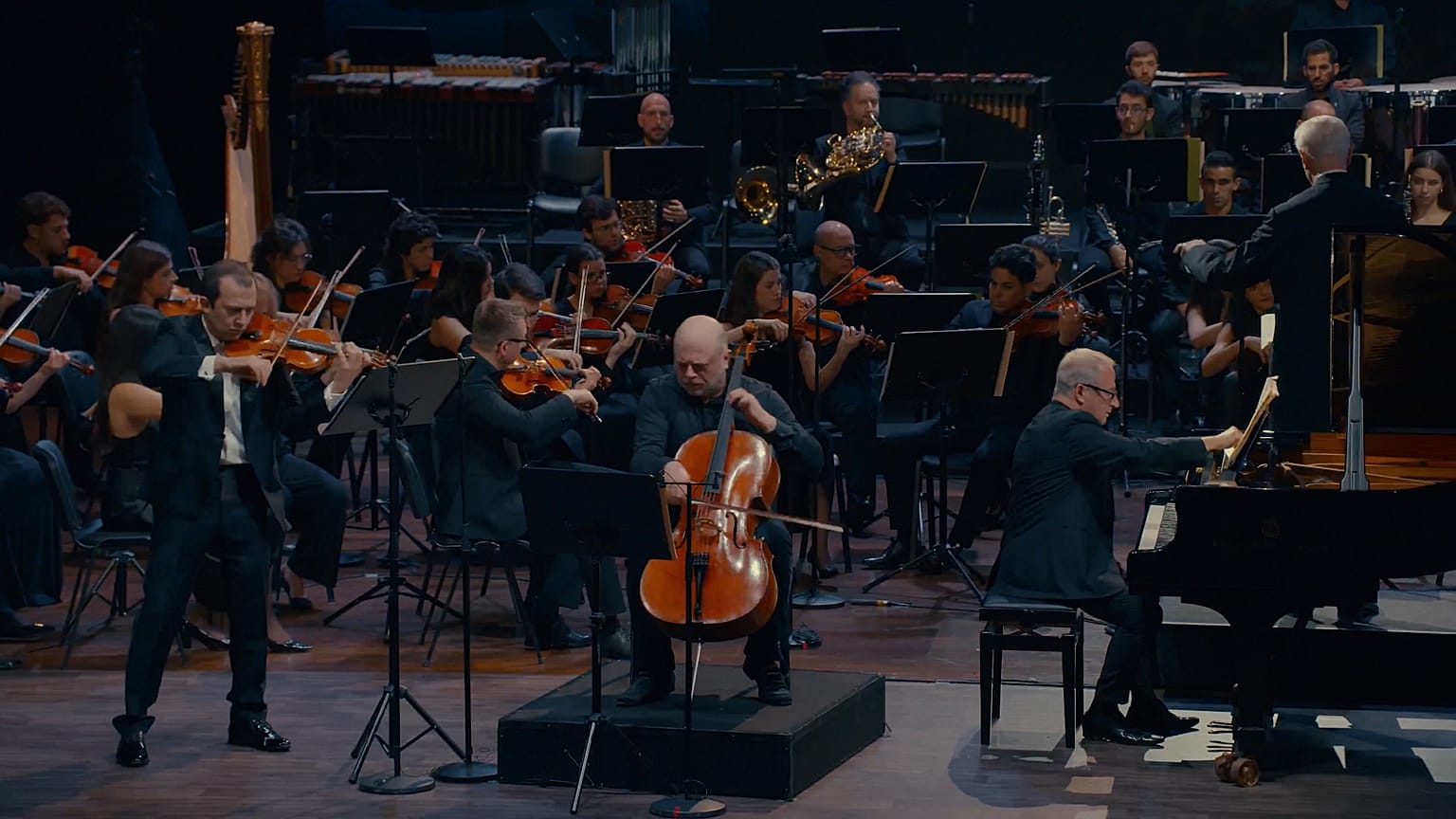 Ismerje meg azokat a hegedűművészeket, akik színpadra álltak az első dubaji Classic Violin Olympuson