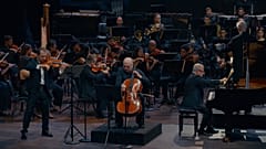 Die Geigerinnen und Geiger, die beim ersten Classic Violin Olympus in Dubai im Mittelpunkt standen