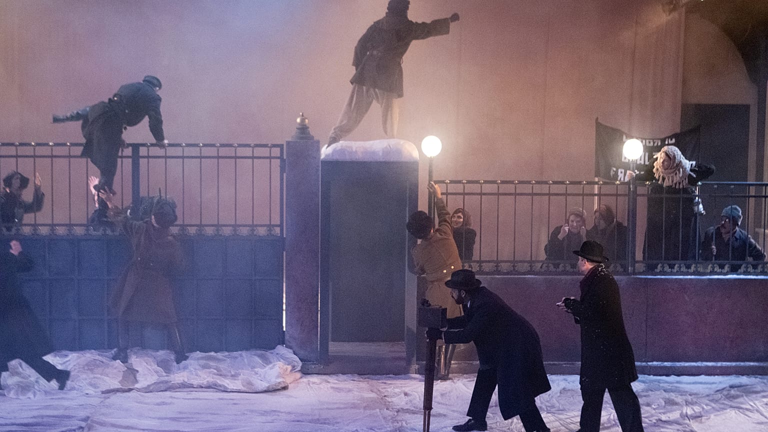 «Εδώ έχει δράκους/ Hic sunt Dracones»- Αριάν Μνουσκίν-Θέατρο του Ήλιου