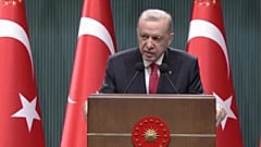 Erdoğan telefonda Fransız ve Rus mevkidaşlarıyla görüştü.