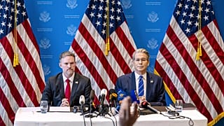 Jamieson Greer und Scott Bessent nehmen an einer Pressekonferenz nach zweitägigen Gesprächen über den Handel zwischen den Vereinigten Staaten und China am Montag, 12. Mai 2025