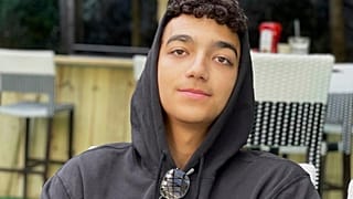 Esta foto sem data divulgada pelo Fórum de Reféns e Famílias Desaparecidas mostra o soldado israelita-americano Edan Alexander, que foi raptado e levado para Gaza a 7 de outubro de 2023