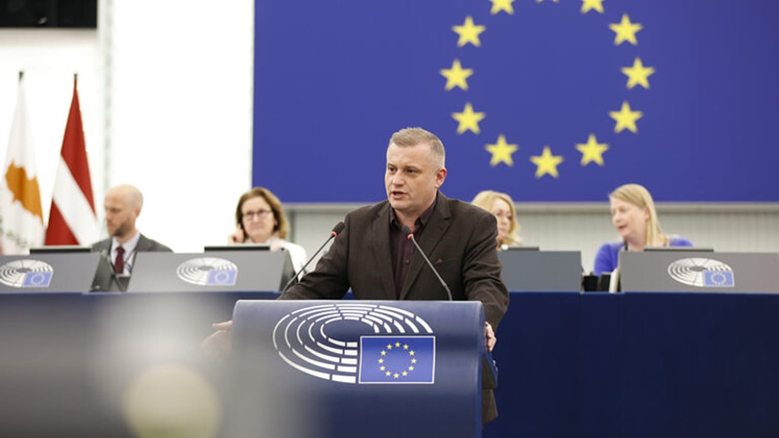Marcin Sypniewski jest jednym z trzech polskich europosłów w grupie ESN