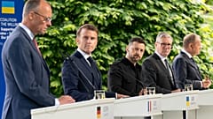 Los mandatarios europeos Keir Starmer, Volodímir Zelenski, Emmanuel Macron, Donald Tusk, y Friedrich Merz hacen una llamada el sábado al presidente de EE.UU., Donald Trump.