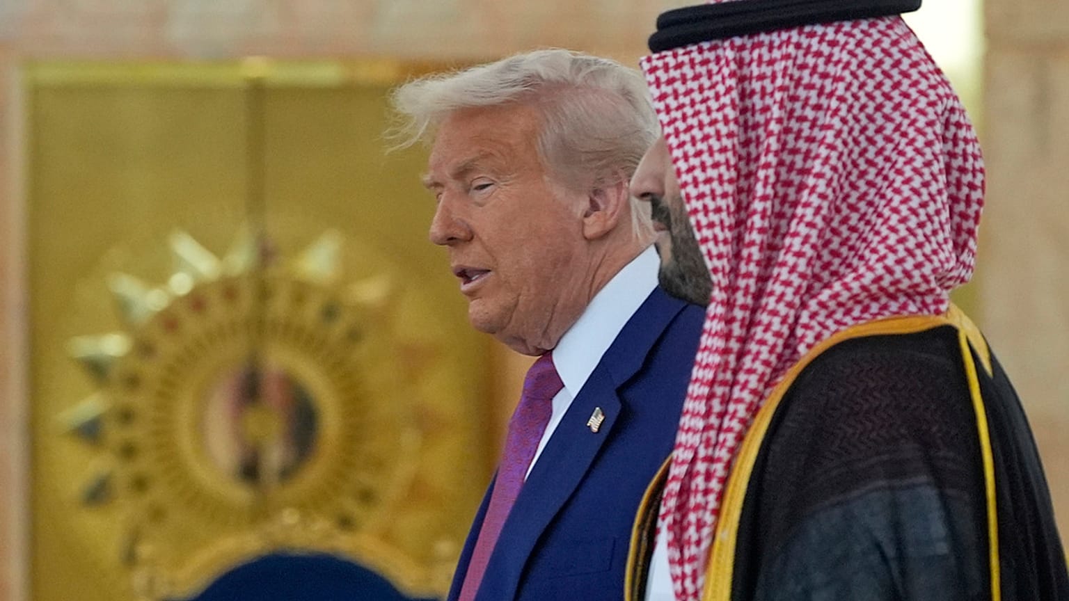 Az amerikai elnököt a koronaherceg fogadta