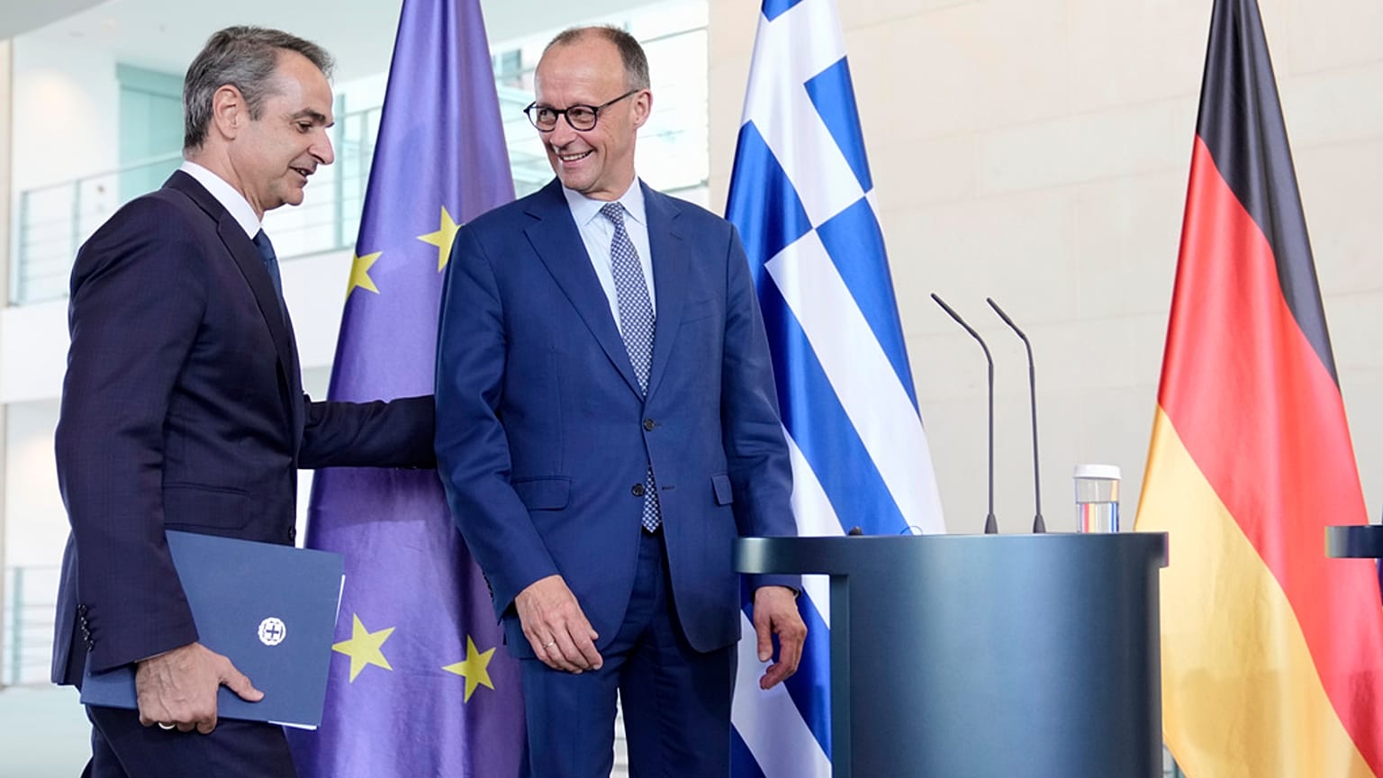 Κυριάκος Μητσοτάκης και Φρίντριχ Μερτς στο Βερολίνο