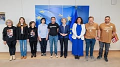 Avrupa Komisyonu Başkanı Ursula von der Leyen Valensiya'daki sel mağdurları ve ailelerinin dernekleriyle bir araya geldi