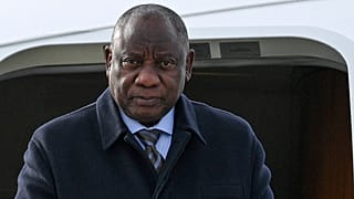 DOSYA: Güney Afrika Cumhurbaşkanı Cyril Ramaphosa, 22 Ekim 2024 Salı günü Rusya'nın Kazan kentindeki Kazan Uluslararası Havalimanı'na geldi