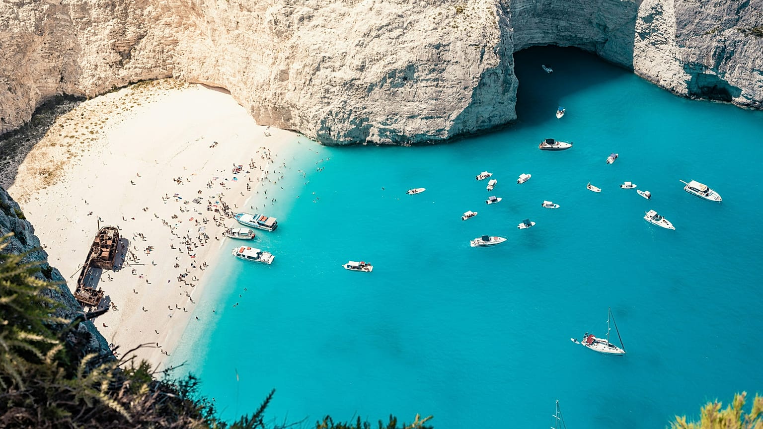 Η Ζάκυνθος φημίζεται για την παραλία Ναυάγιο
