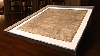 La Carta Magna promulgada por Eduardo I en 1300 en la biblioteca de la Facultad de Derecho de Harvard - uno de los siete originales que se conservan