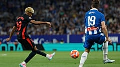 Barcelona'dan Lamine Yamal'ın Espanyol ağlarına gönderdiği şut, 15 Mayıs 2025