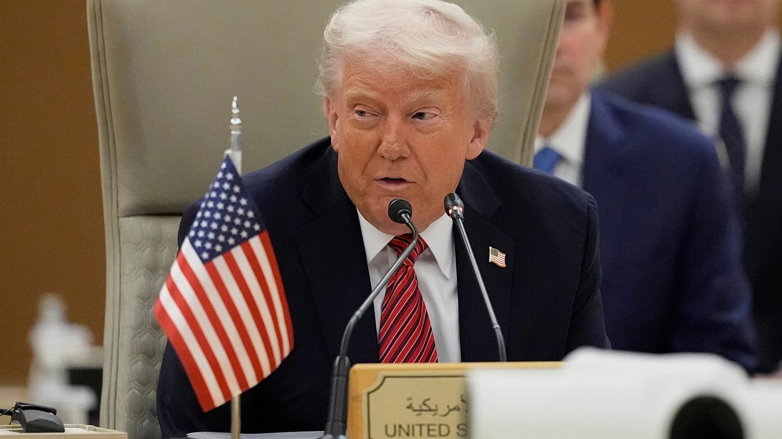 Le président américain Donald Trump s'exprime lors du sommet du Conseil de coopération du Golfe (CCG) à Riyad, en Arabie saoudite, le mercredi 14 mai 2025. 