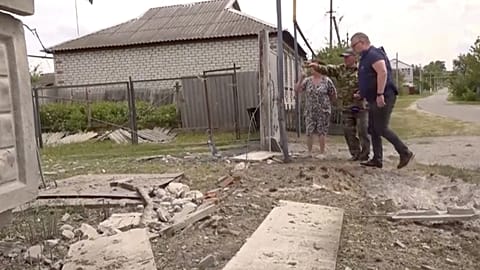 Harcokban megrongált épület a belgorodi régióban