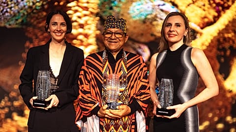 Award Winners - Operator, Chief Nixiwaka of the Yawanawá tribe and Maya Petrić