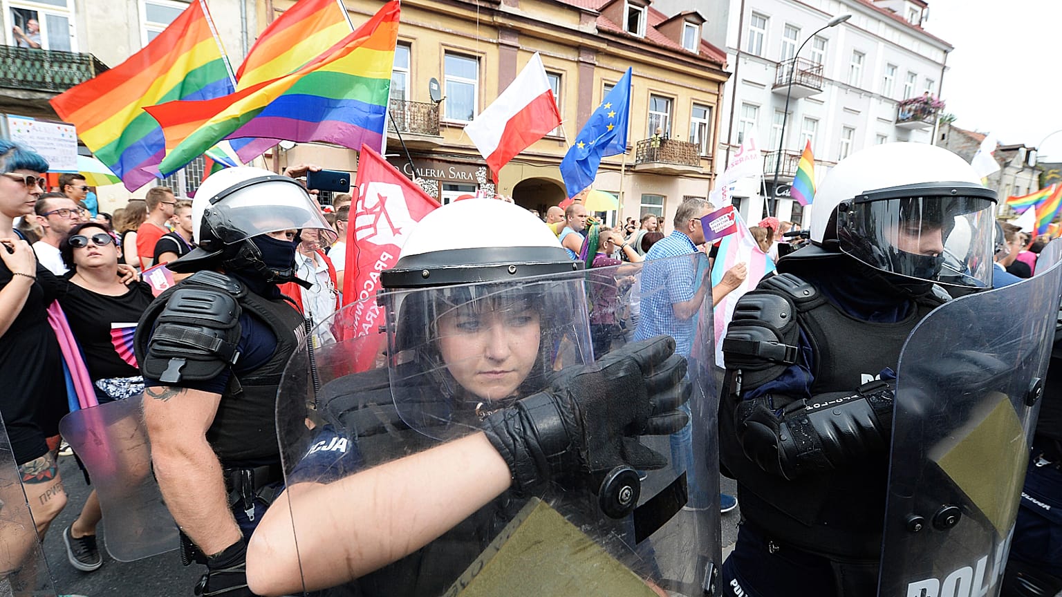 Polonia e Romania tra i peggiori paesi dell'UE per le persone LGBT 