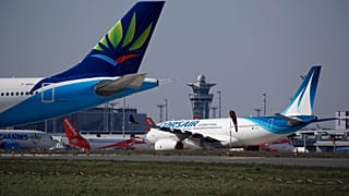 París-Orly.