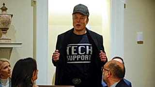 Musk'ın Grok'u kullanıcılara verdiği yanıtlarla sık sık gündem oluyor.