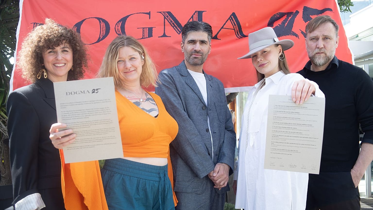 Bir grup Danimarkalı ve İsveçli film yapımcısı avangart Dogma 95 hareketini yeniden başlattı