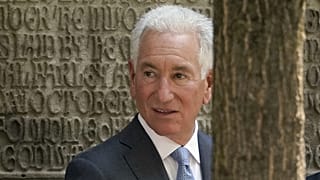 ARCHIVO: Charles Kushner llega al funeral de Ivana Trump, el 20 de julio de 2022, en Nueva York.