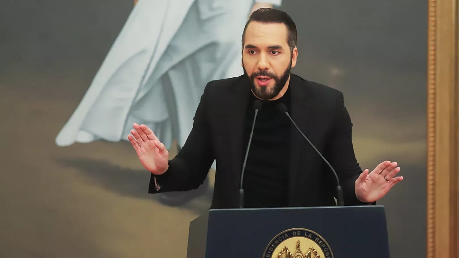 Bukele, during a conference in El Salvador.