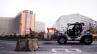 Farmers oppose a Commission plan to consolidate different EU funding streams, such as the bloc’s farming, regional subsidy and research funds, into a single budgetary pot.