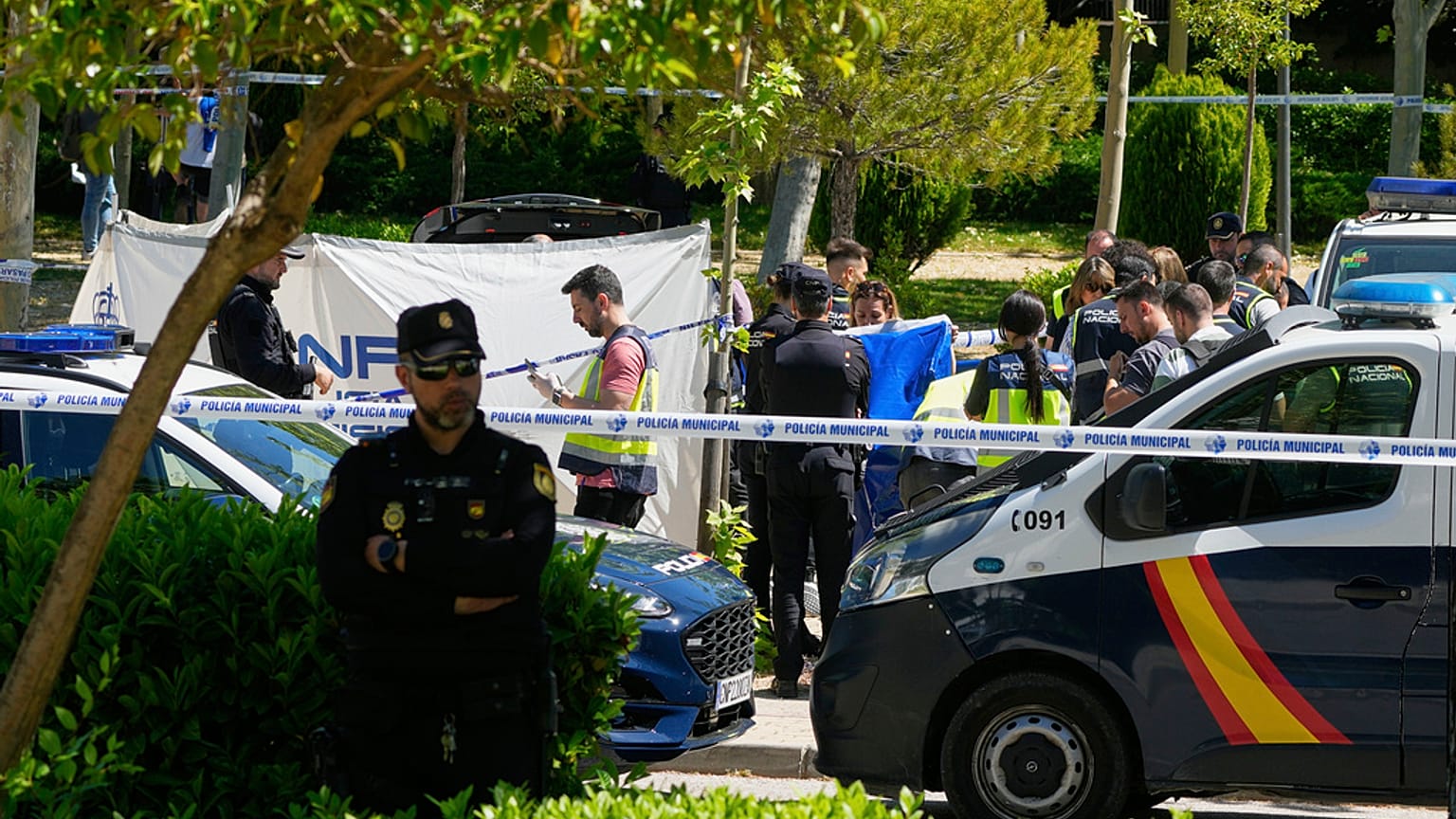 Polícia no local do tiroteio em Madrid