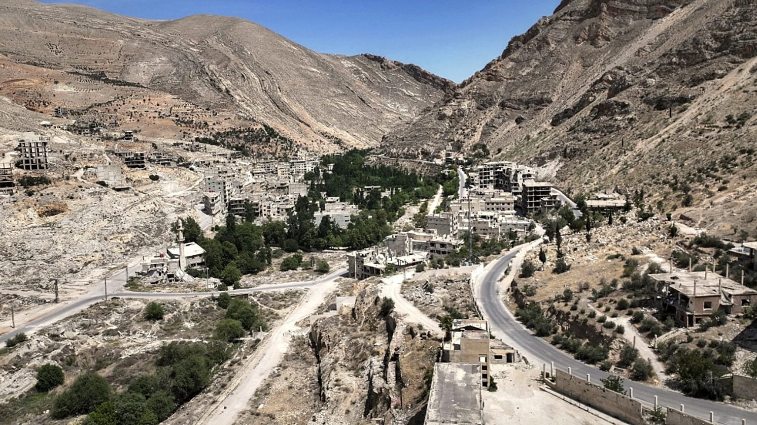 الجفاف تسبب بتصحر جزء كبير من الأراضي الزراعية السورية
