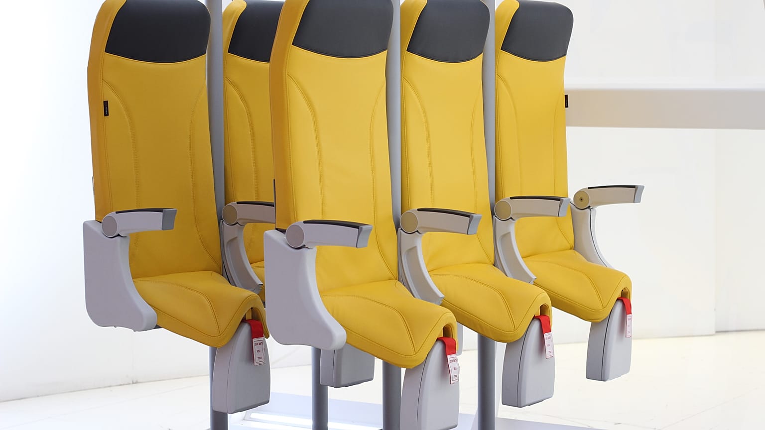 Model Aviainteriors przedstawiający wygląd fotela "Skyrider