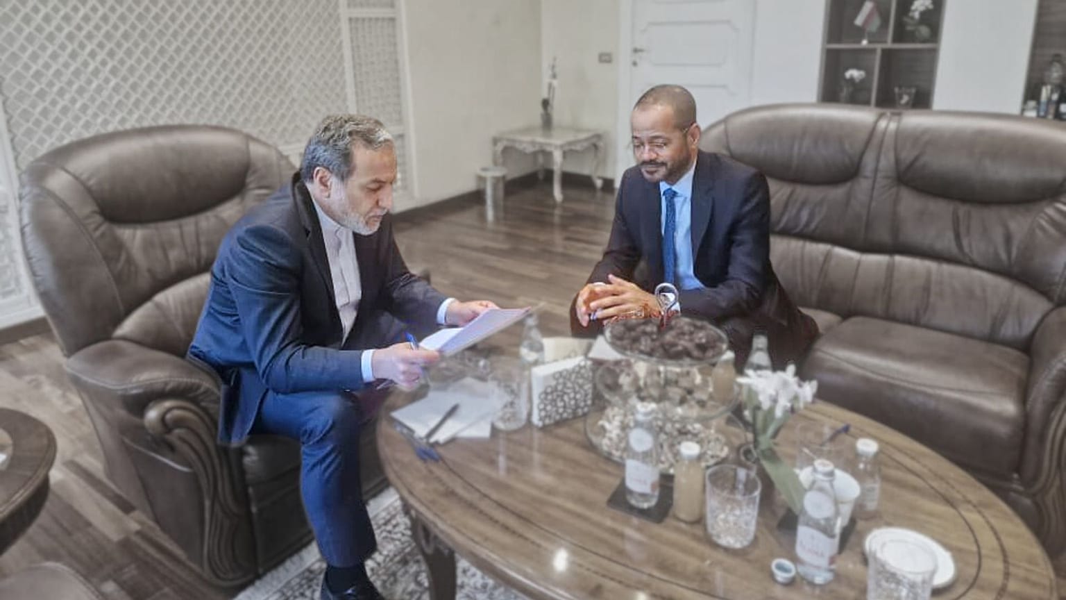 وزرای خارجه جمهوری اسلامی ایران و عمان در جلسه مذاکرات رم