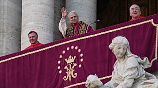 Pope Leo XIV waves faithful during his visit the Basilica of St Mary Major in Rome, 25 May 2025