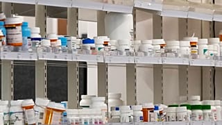 Au moins 1545 pharmacies au Portugal ont signalé des pénuries de médicaments l'année dernière
