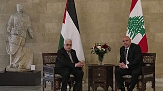 الرئيس اللبناني جوزاف عون يلتقي الرئيس الفلسطيني محمود عباس في القصر الرئاسي في بعبدا، بيروت،الأربعاء، 21 مايو/أيار 2025