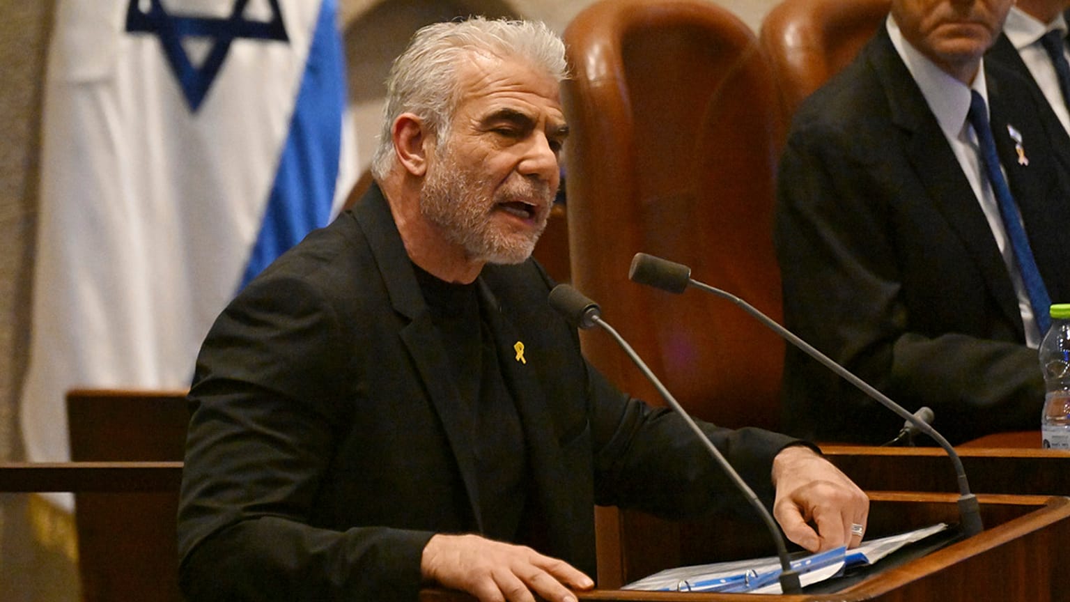 زعيم المعارضة يائير لابيد، في القدس، الاثنين، 28 أكتوبر 2024
