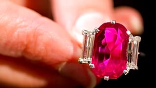 خاتم من الألماس