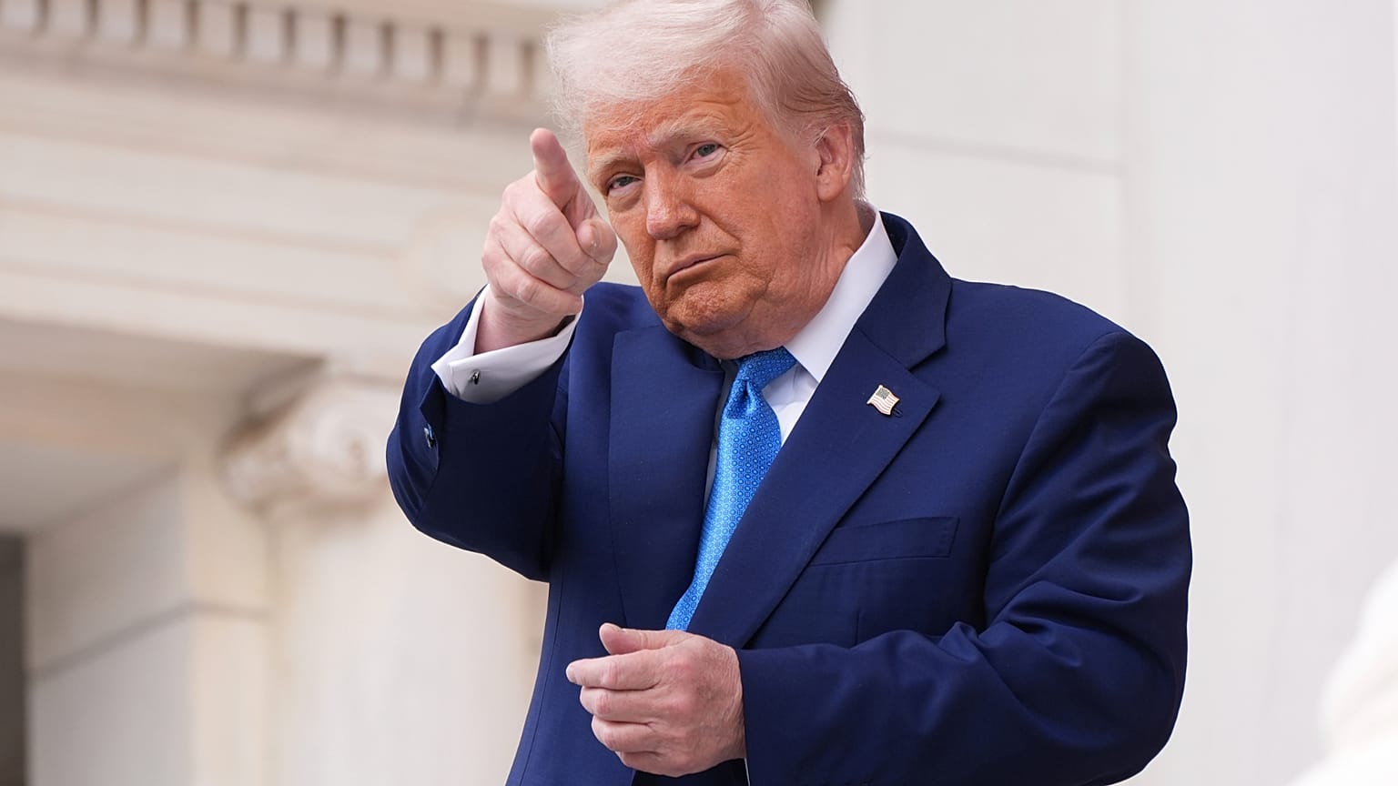Donald Trump 26 Mayıs 2025 Pazartesi günü Arlington, Va.