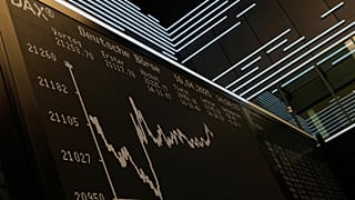 Alman hisse senedi endeksi DAX, 16 Nisan 2025 Çarşamba günü Almanya'nın Frankfurt kentindeki borsada görüntüleniyor. 
