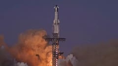El megacohete Starship de SpaceX realiza un vuelo de prueba desde Starbase, Texas (EE.UU.), el martes 27 de mayo de 2025.