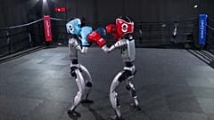 China celebra el primer campeonato mundial de boxeo entre robots humanoides
