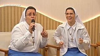 Des religieuses font le buzz en beatboxant et dansant en direct à la télé