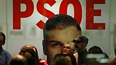 Archivo: Sede del PSOE en Madrid tras las elecciones nacionales, el domingo 20 de diciembre de 2015.