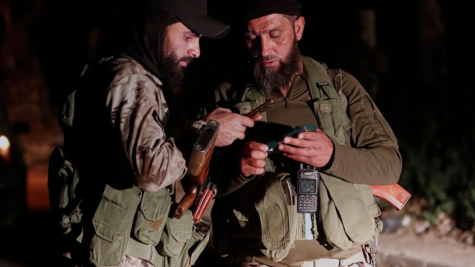 مقاتلين في الجيش السوري 