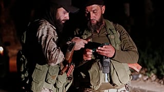 مقاتلين في الجيش السوري 